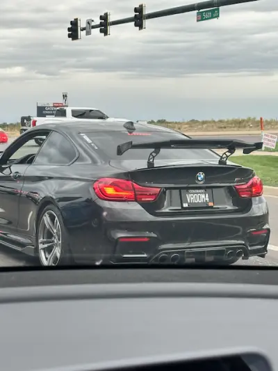 VR00M4